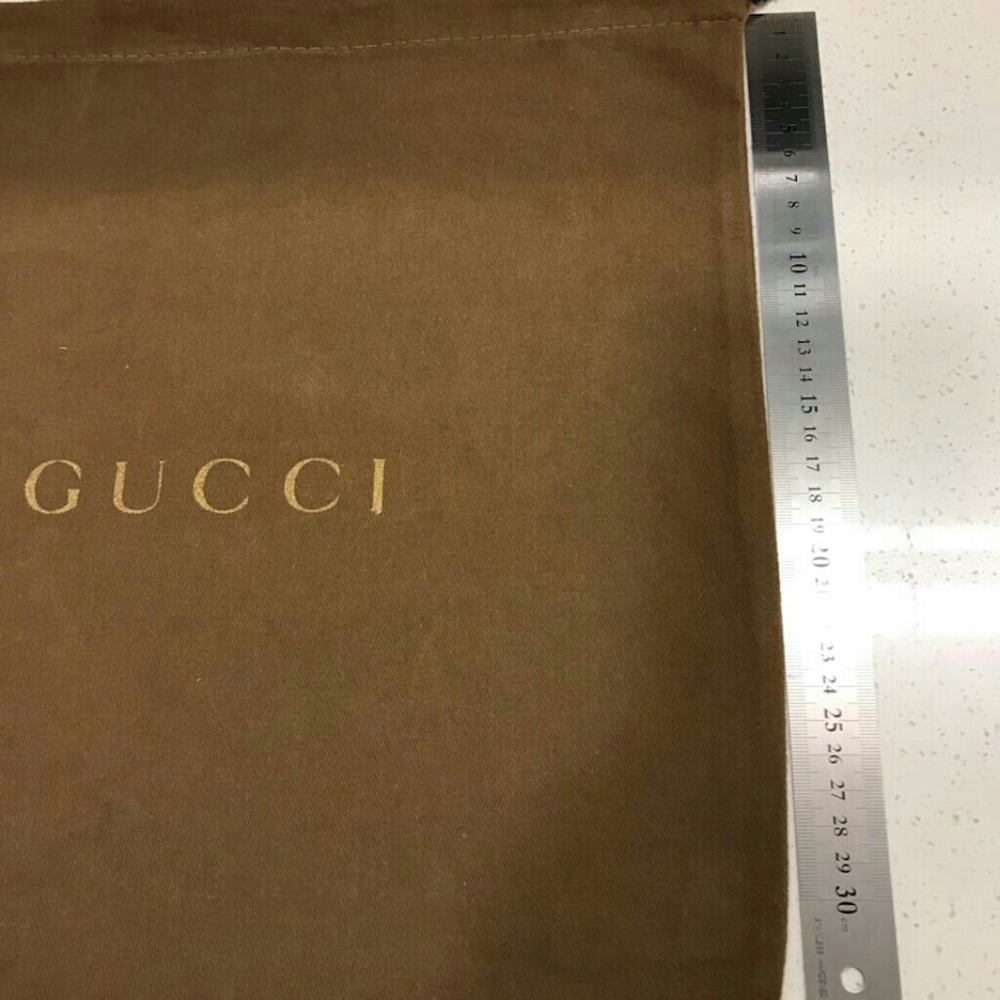 GUCCI - Picture 2 of 5